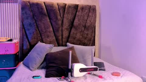 Snapshot of miagomezx chatting on 02.04.26 miagomezx online show from 02.04.26