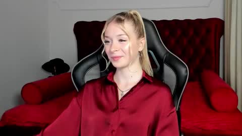 Mia online show from 09.09.25