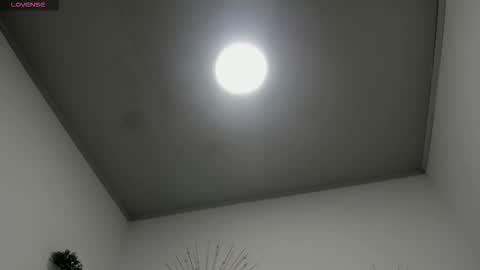 Miah Collins online show from 09.10.25