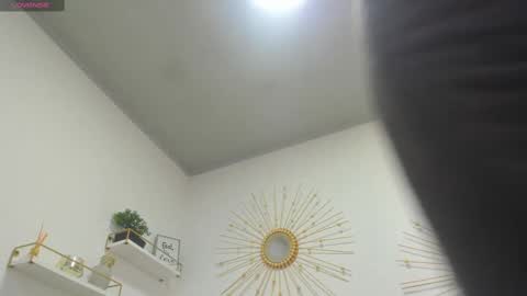 Miah Collins online show from 09.11.25