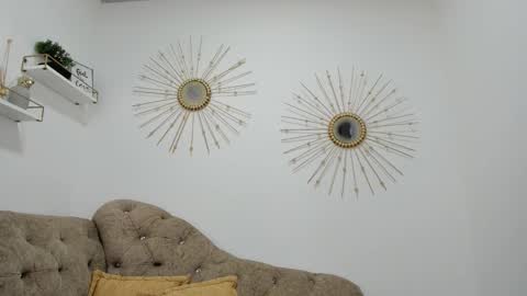 Miah Collins online show from 02.06.26