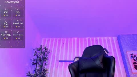 Mia Connor online show from 02.07.25