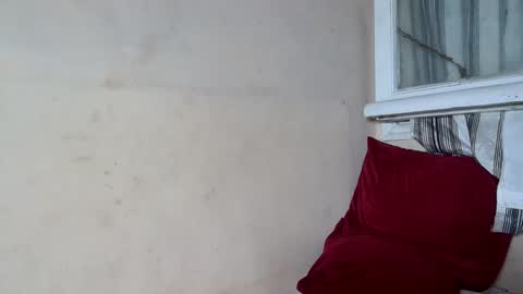 miah_land online show from 02.17.25