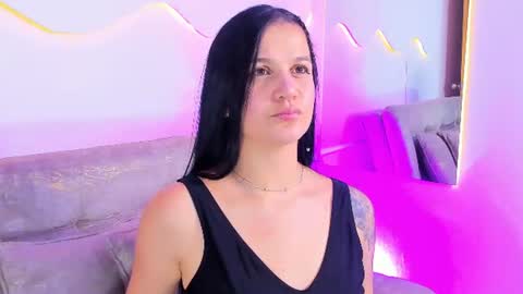 Snapshot of miahansson chatting on 07.09.26 MIA online show from 07.09.26
