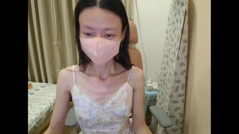 Snapshot of miahchan68 chatting on 06.27.26 miahchan68 online show from 06.27.26
