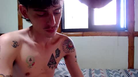 Mia  Sam online show from 10.30.25