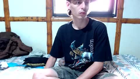 Mia  Sam online show from 11.25.25