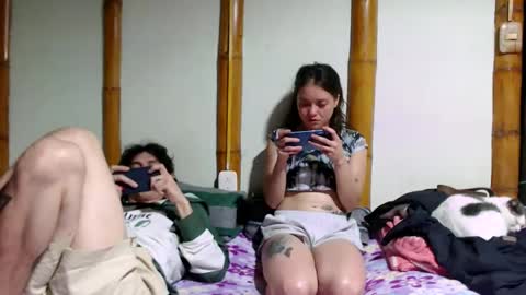 Snapshot of miahells chatting on 04.06.26 Mia Sam online show from 04.06.26