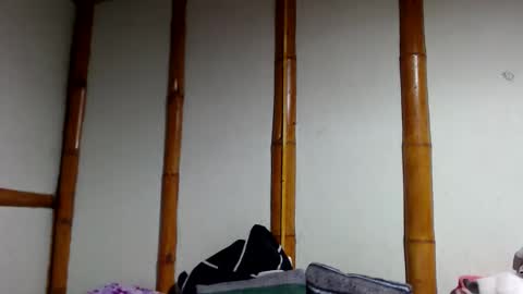 Snapshot of miahells chatting on 04.06.26 Mia Sam online show from 04.06.26