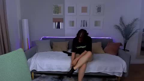 mialacrice online show from 06.21.26
