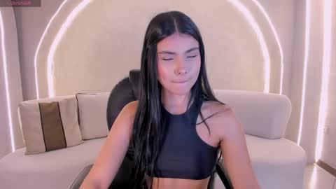 Call me Mia  online show from 04.15.26