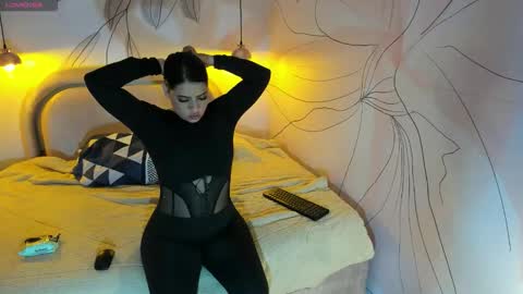 Mia 3 online show from 02.09.26