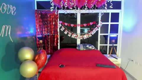 Mia 3 online show from 02.15.26