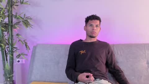 Mia online show from 02.03.25