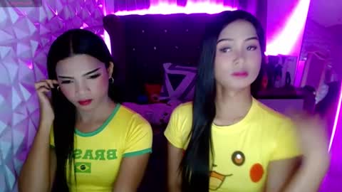 Snapshot of miamalkovax chatting on 05.15.26 miamalkovax online show from 05.15.26