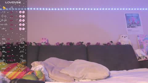 Snapshot of miamiameow chatting on 01.19.25 Mia online show from 01.19.25