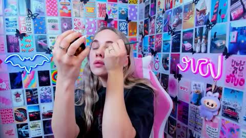 Snapshot of miamilas chatting on 02.16.26 miamilas online show from 02.16.26