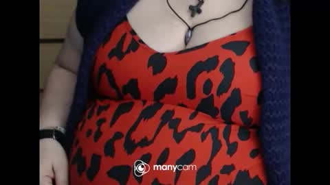 Snapshot of miamimistress chatting on 05.16.26 maya online show from 05.16.26