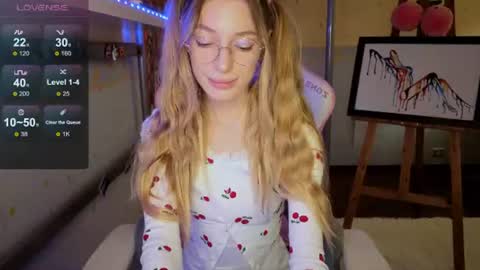 MiaMoon online show from 07.05.26