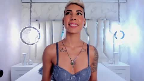 Mia Morgann online show from 02.22.25