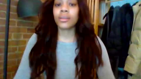 MiaMuffn online show from 02.13.26