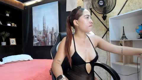 Mia online show from 05.28.26