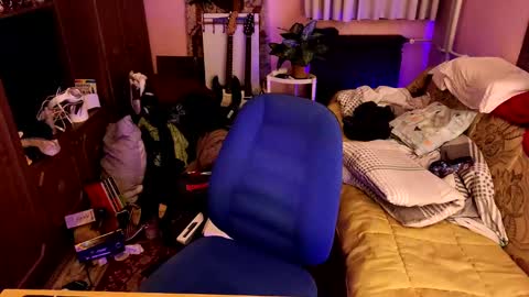 Kristien online show from 02.18.25