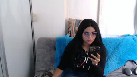 Mia Peyton   online show from 09.16.25