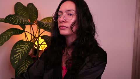 Snapshot of miaportman chatting on 05.29.26 MIAPORTMANN online show from 05.29.26