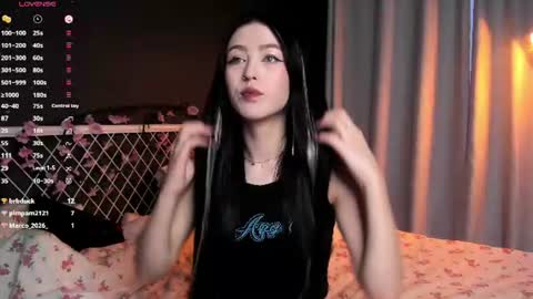 Snapshot of miarielle chatting on 07.11.26 Liz online show from 07.11.26