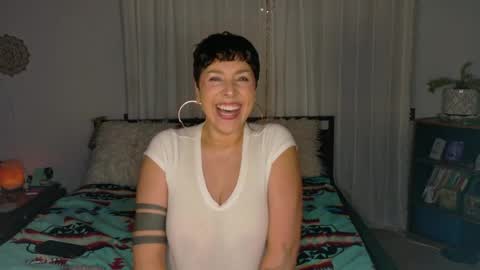 Mia Rivera online show from 05.28.26