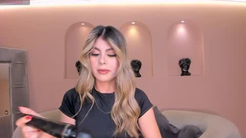 Snapshot of miasilvax chatting on 05.28.26 Mia Silva online show from 05.28.26