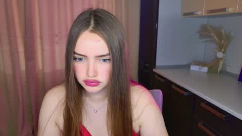 Snapshot of miasmart chatting on 05.18.26 miasmart online show from 05.18.26