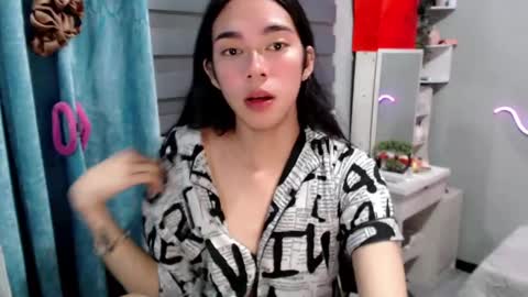 Mia online show from 05.31.26