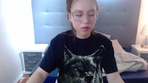 mia vega online show from 01.05.26