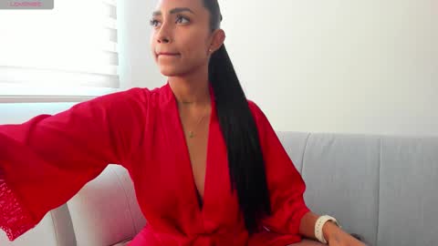 Snapshot of miavelvet_22 chatting on 12.18.25 Mia Velvet online show from 12.18.25