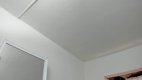 Mia Villalobos online show from 01.15.25