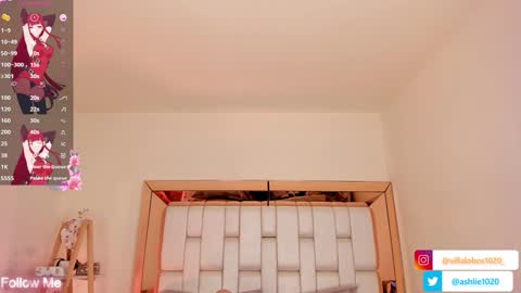 Mia Villalobos online show from 02.08.25