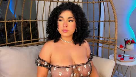 Snapshot of miawoderfull chatting on 02.21.25 Mia online show from 02.21.25