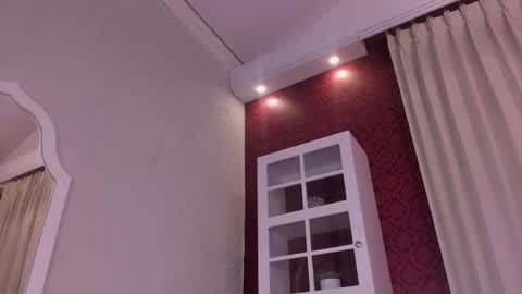 Snapshot of miawoderfull chatting on 03.02.25 Mia online show from 03.02.25