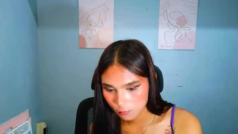 Snapshot of micahotasian chatting on 05.29.26 micahotasian online show from 05.29.26