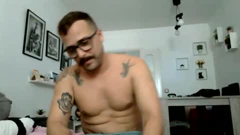 MILO MIAMI online show from 06.09.26