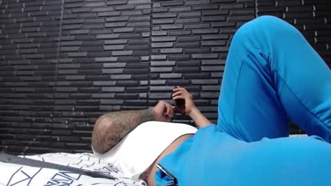 Michael Daviss online show from 02.26.25