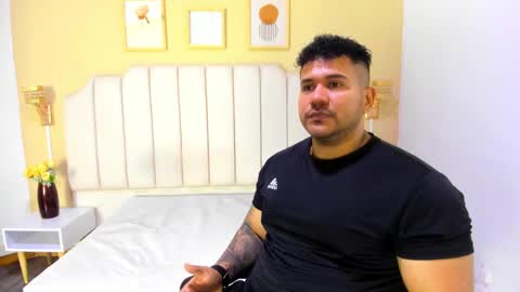 Snapshot of michael_hill1 chatting on 10.27.25 MICHAEL online show from 10.27.25