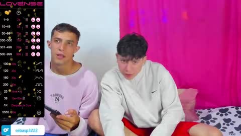 michael independent model  online show from 12.13.24