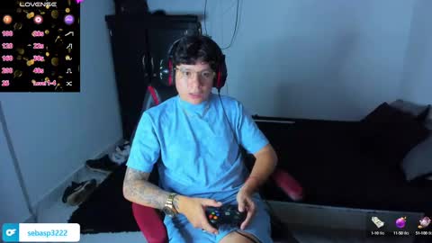 michael independent model  online show from 01.21.25