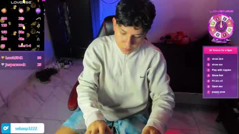 michael independent model  online show from 01.28.25