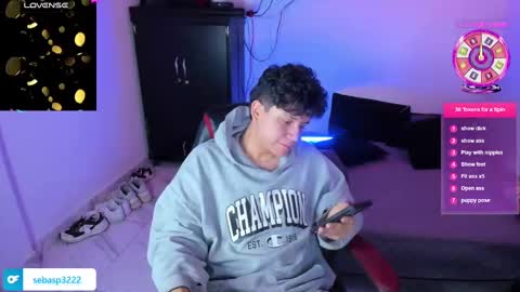 michael independent model  online show from 02.07.25