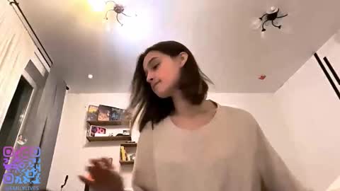 Emily online show from 11.08.25