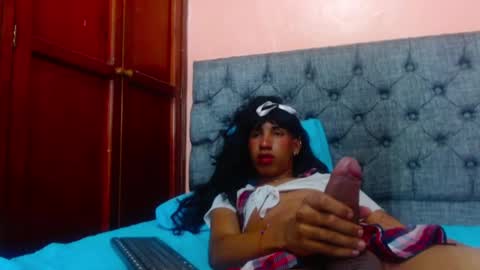 Snapshot of michael_twuis chatting on 12.16.24 I AM MICHAEL online show from 12.16.24